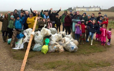 Compton Bay beach clean